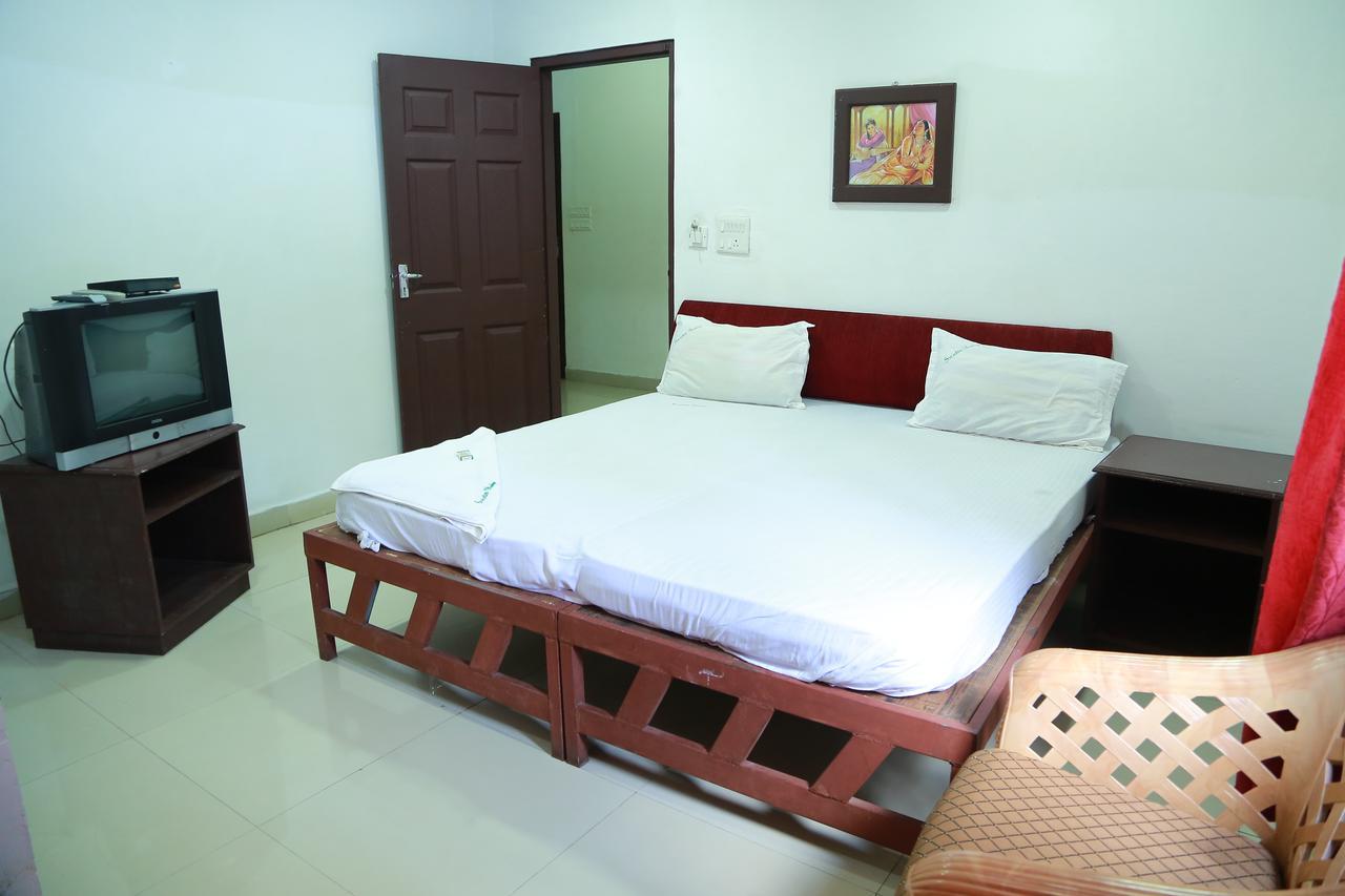 Swades Residency Hotel Cheruvalli Exterior photo